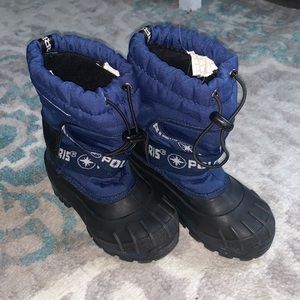 Size 11 Boys Polaris Snow Boots